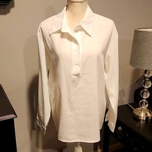 White 3/4 button collard blouse size XL chest 22 inches 26 1/2 inches.